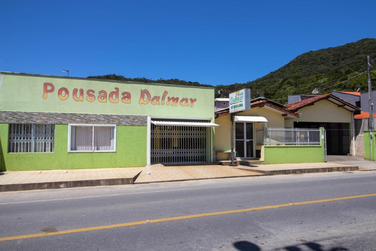 Pousada Dalmar Penha  Buitenkant foto